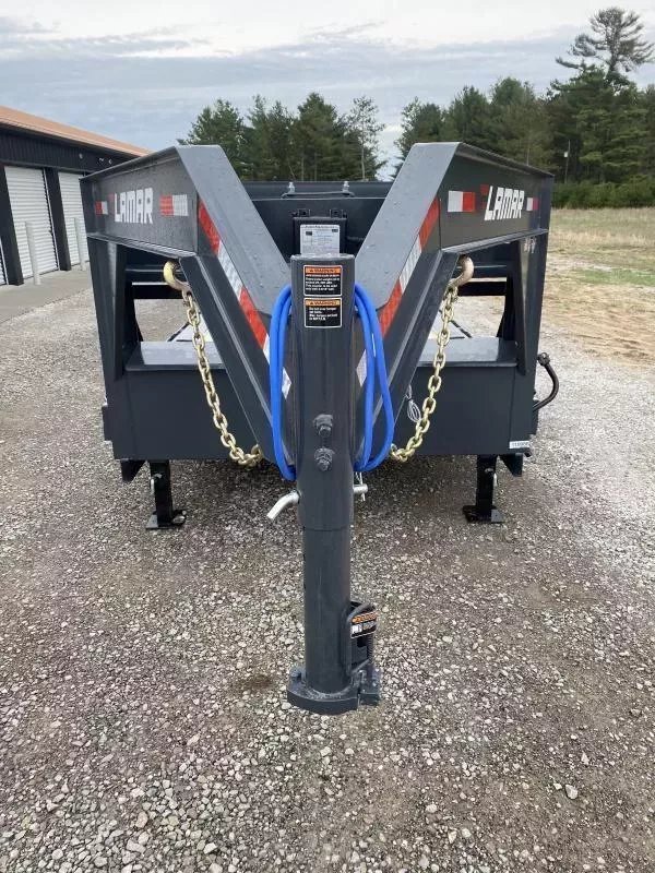 2026 102"X32' 14K Equipment Trailer - Lamar Trailers