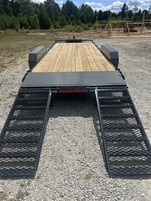 83"x20' Lamar Trailers Equipment