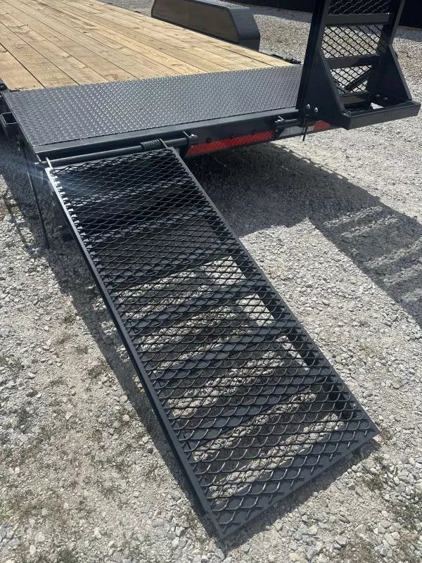 83"x20' Lamar Trailers Equipment