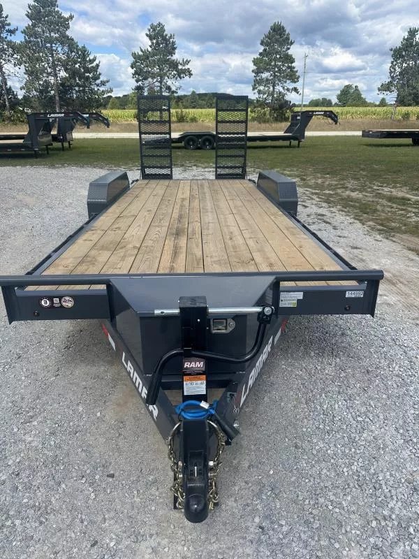 83"x20' Lamar Trailers Equipment