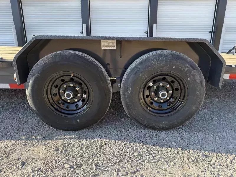 6.92"x Lamar Trailers Equipment