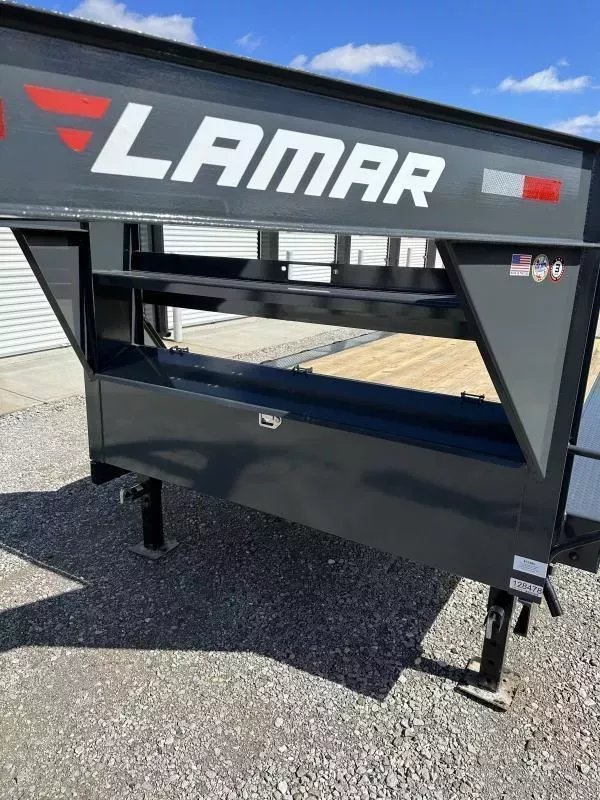 8.5"x40" Lamar Trailers Equipment