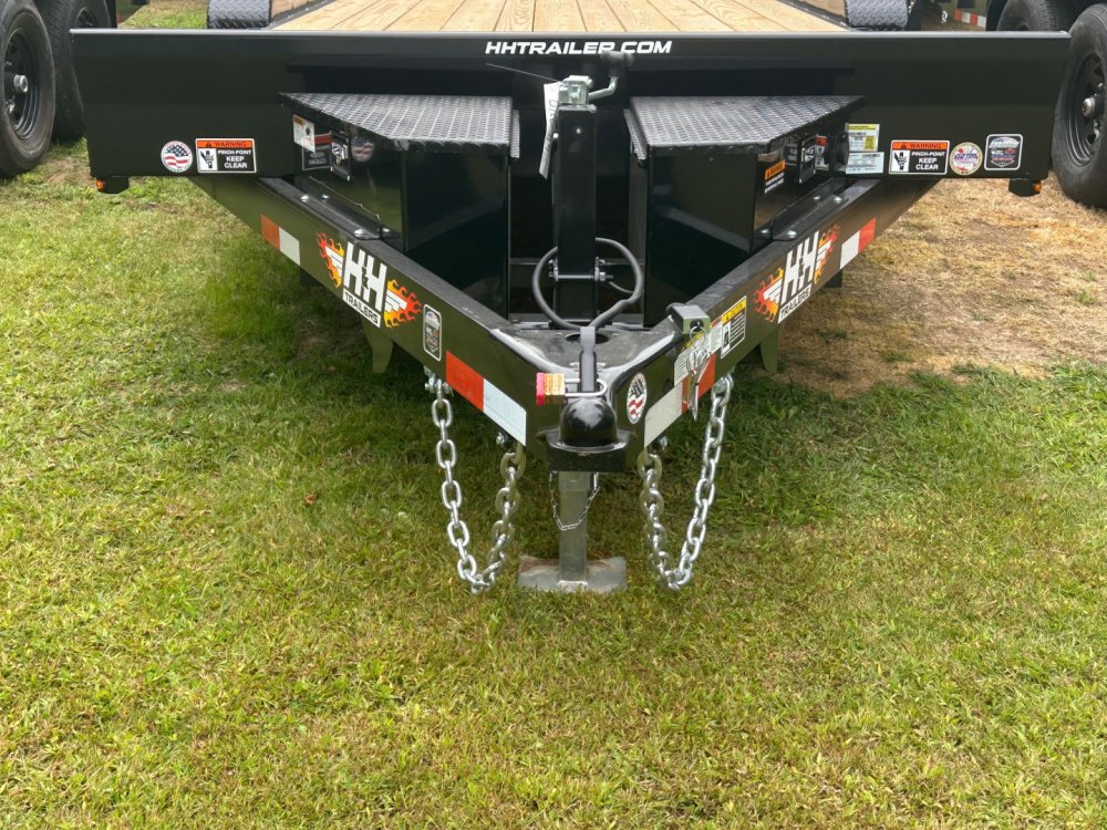 2026 H&H Trailers HEX82220-BP-100 Car Hauler