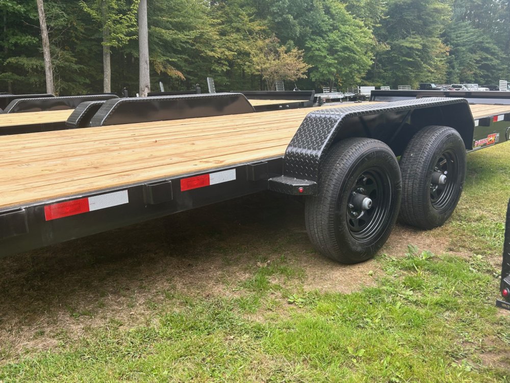 2026 H&H Trailers HEX82220-BP-100 Car Hauler