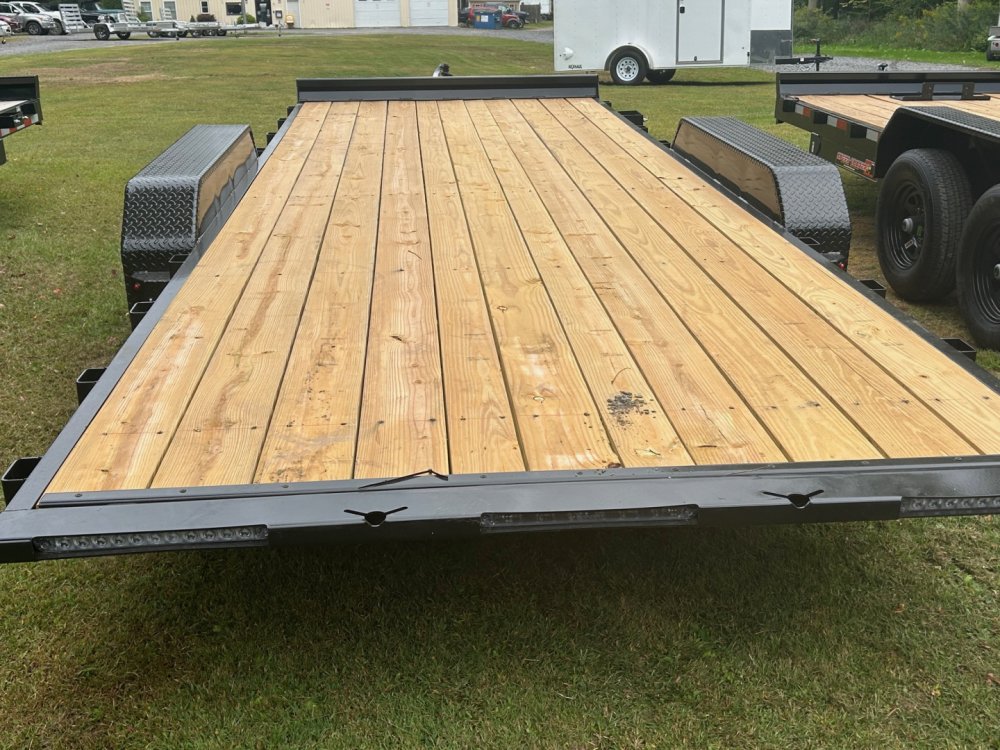 2026 H&H Trailers HEX82220-BP-140 Car Hauler