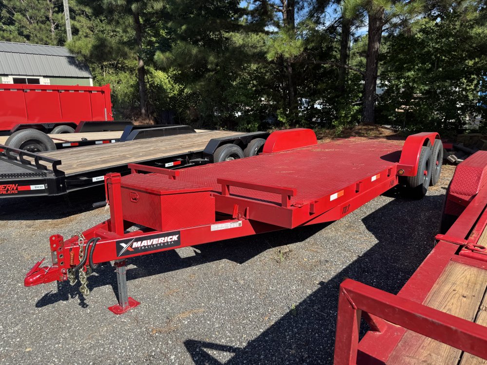 7'x24' BAGGETTS RETAIL TRAILER SALES Flatbed Car Hauler