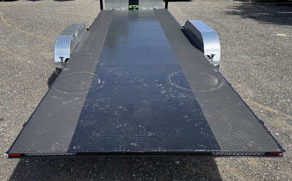 7'x22' TRAX Equipment