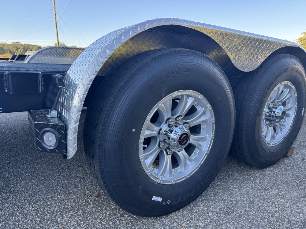 7'x24' -7K Axles TRAX Flatbed Car Hauler