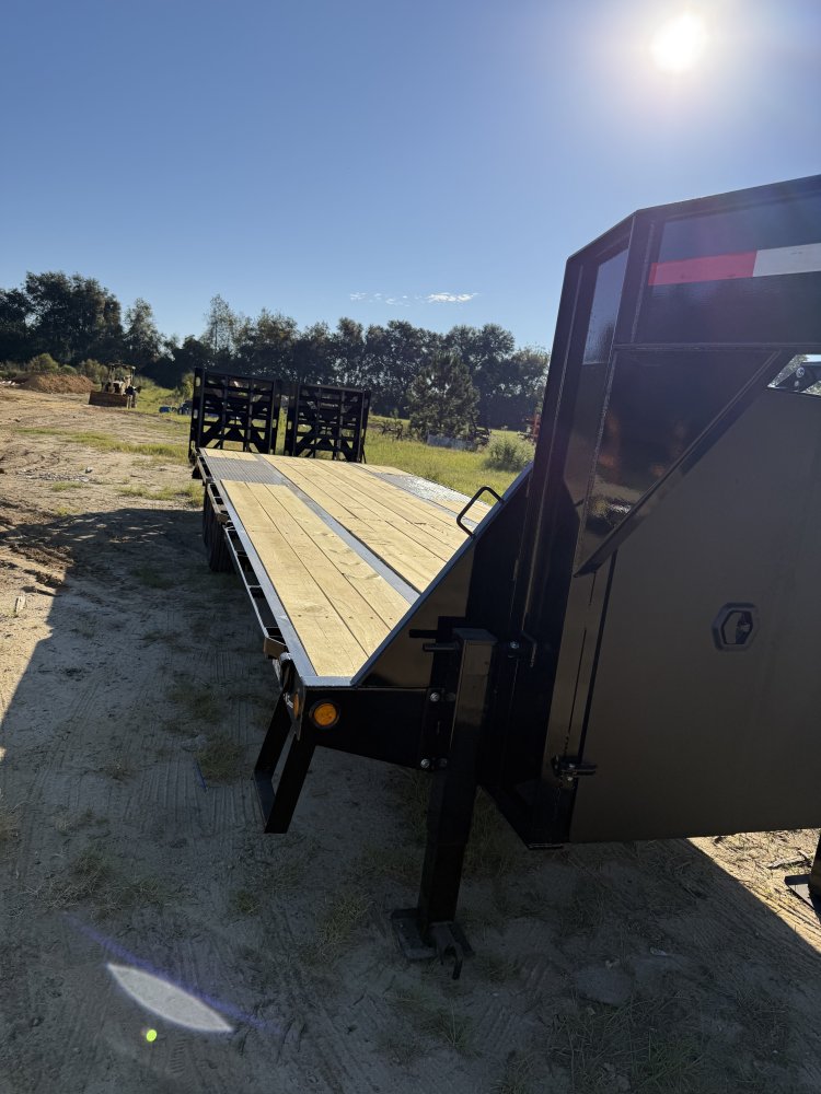 8'x30' Anderson Manufacturing Inc Equipment