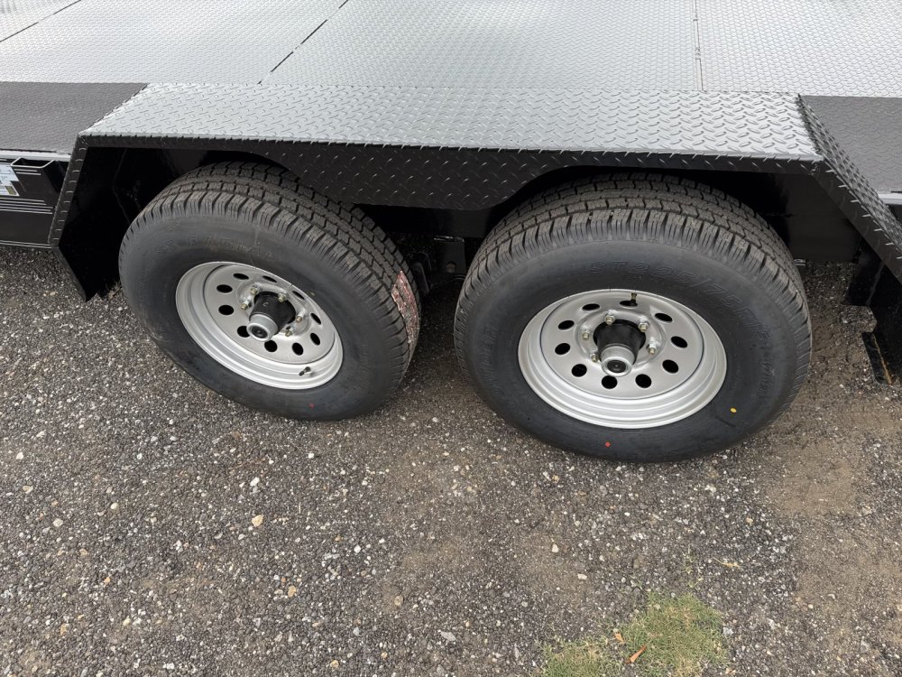 7'x20' TRAX Flatbed Car Hauler