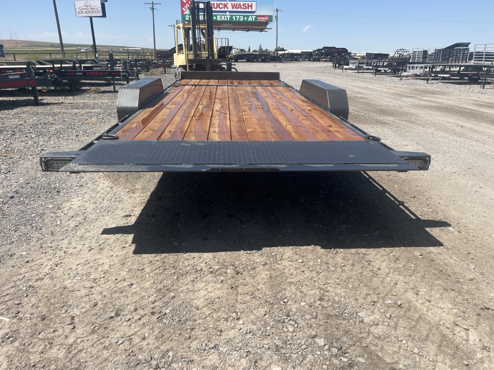 2026 Maxx-D Trailers 83'x20' Equipment Trailer