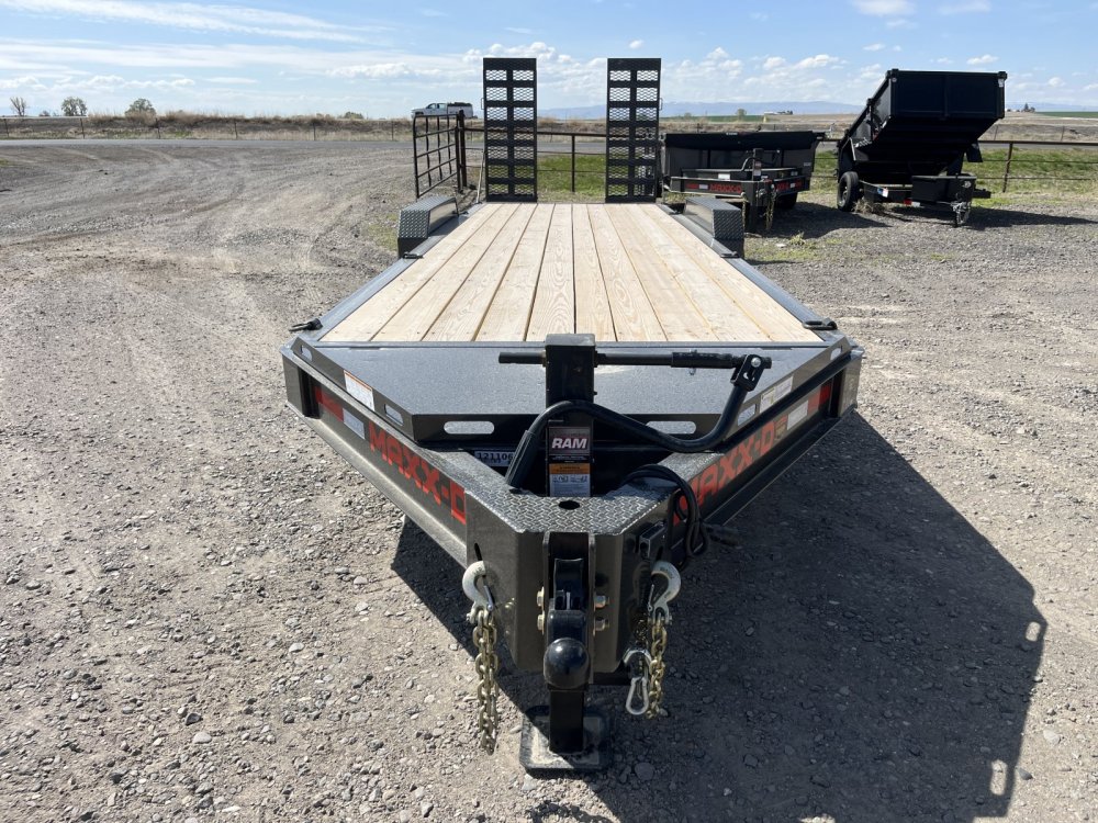 2026 Maxx-D 83"x24' Equipment Trailer