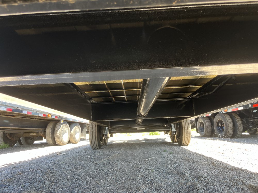 2026 Maxx-D Trailers 102"x25' Gooseneck Trailer