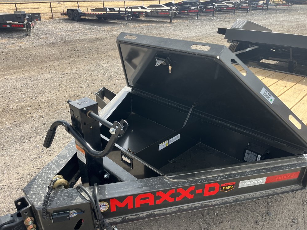 2027 Maxx-D 83"x22' Equipment Trailer