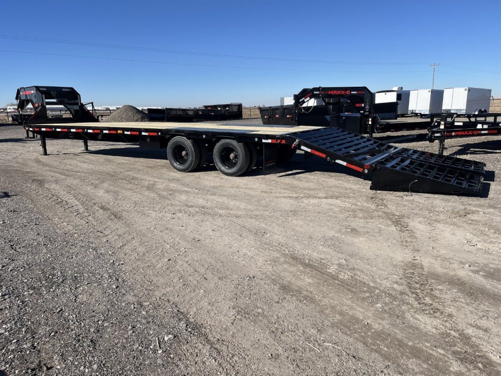 2026 Maxx-D 102"x32' Equipment Trailer