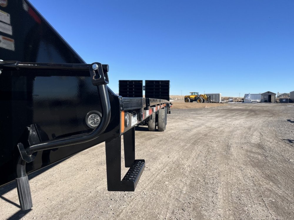 2026 Maxx-D 102"x32' Equipment Trailer