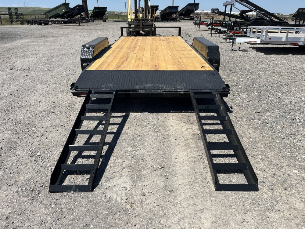 2025 Dutton Trailers 81"x18' Car/Racing Trailer