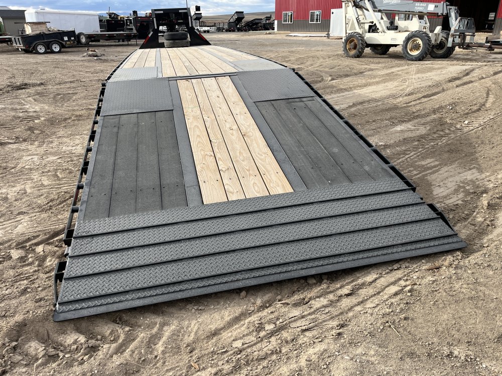 2026 Maxx-D 102"x40' Gooseneck Trailer