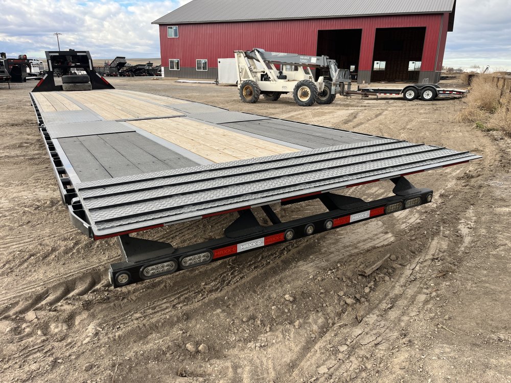 2026 Maxx-D 102"x40' Gooseneck Trailer