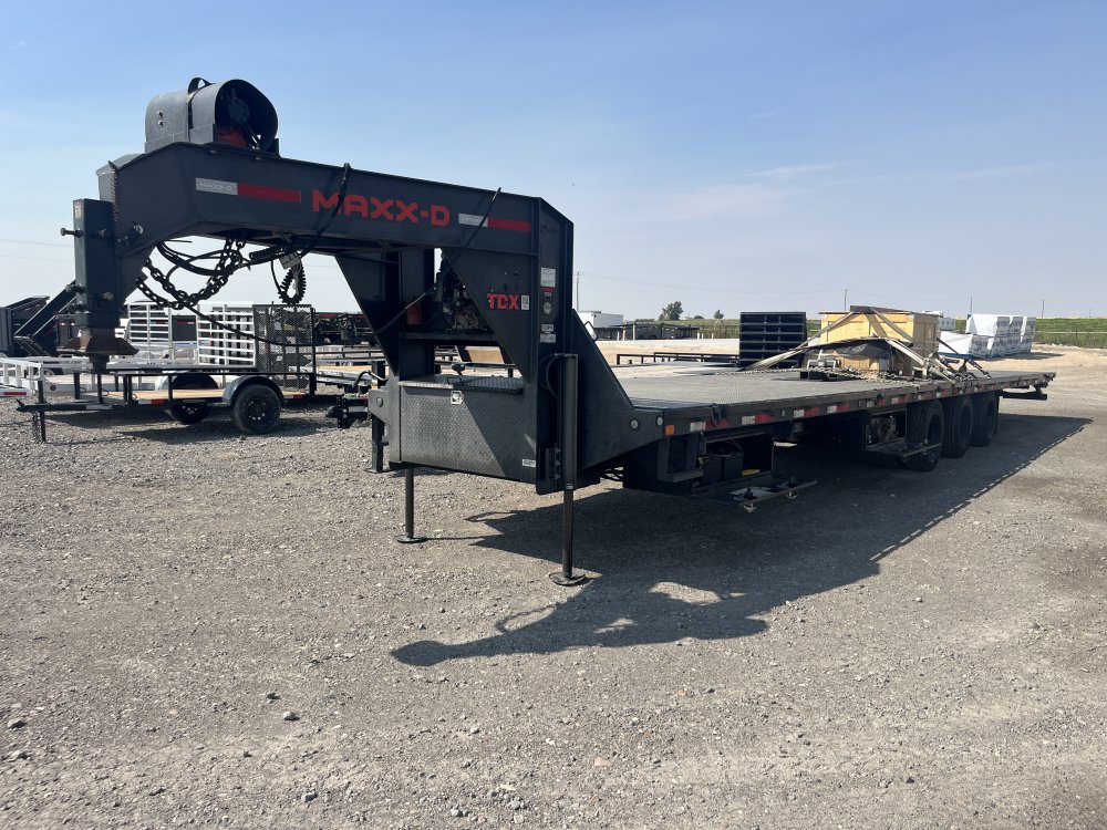 2023 Maxx-D Trailers 102"x40' Gooseneck Trailer