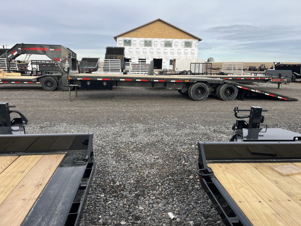 2026 Maxx-D 102"x32' Equipment Trailer
