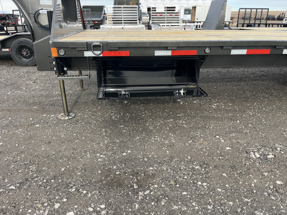 2026 Maxx-D 102"x32' Equipment Trailer
