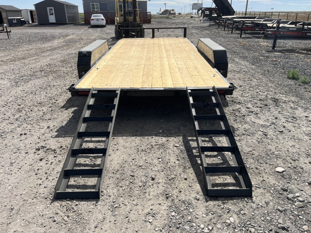 2025 Dutton Trailers 81"x16' Car/Racing Trailer