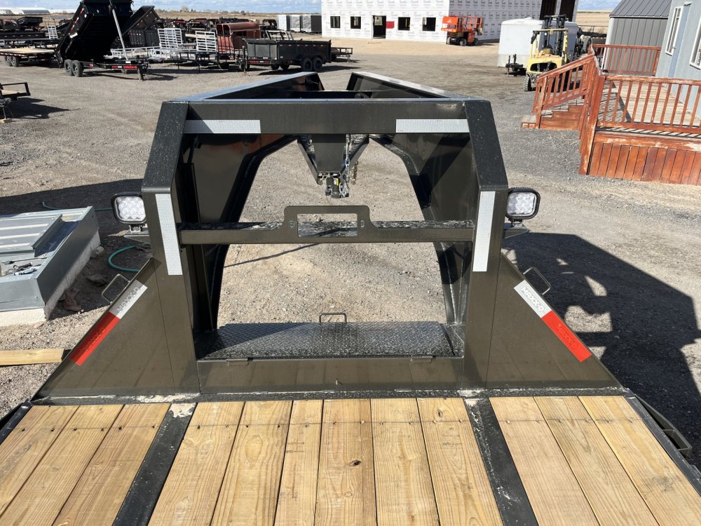 2026 Maxx-D 102"x32' Equipment Trailer