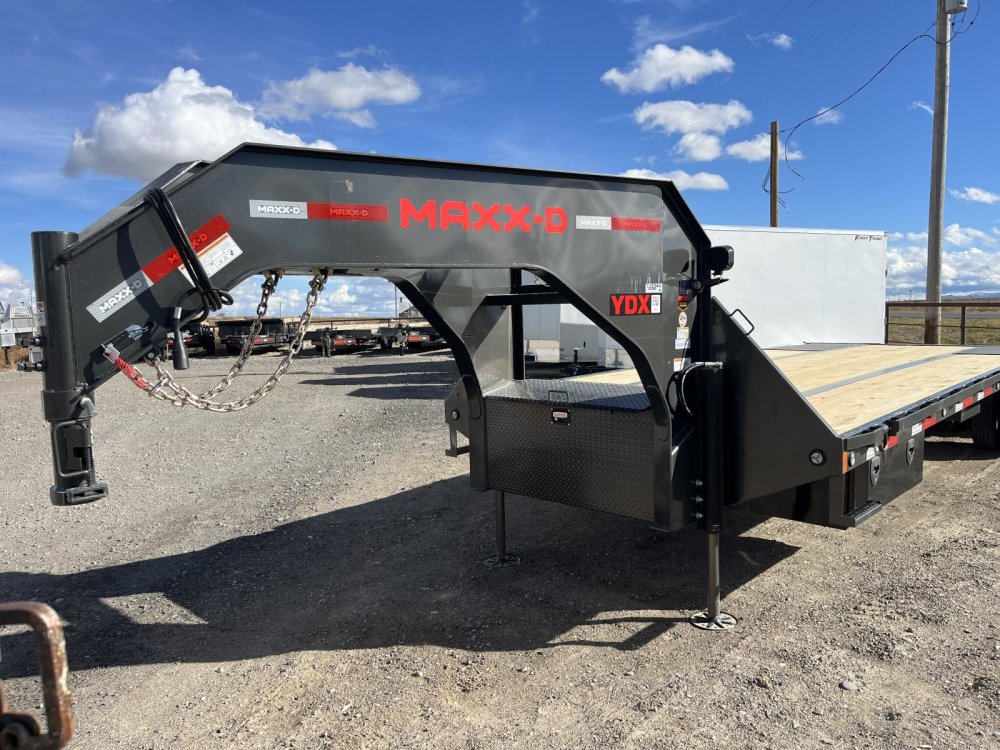 2026 Maxx-D 102"x32' Equipment Trailer