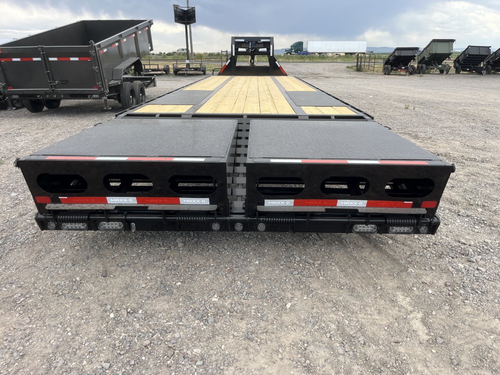 2026 Maxx-D Trailers 102"x32' Gooseneck Trailer
