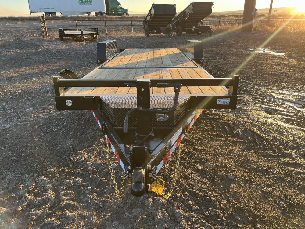 2025 Versatile Trailers 82"x22' Equipment Trailer