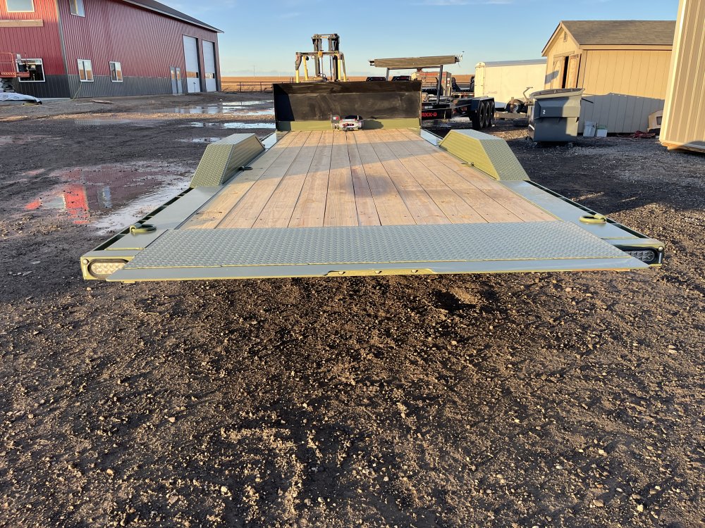 2026 Maxx-D 102"x24' Equipment Trailer