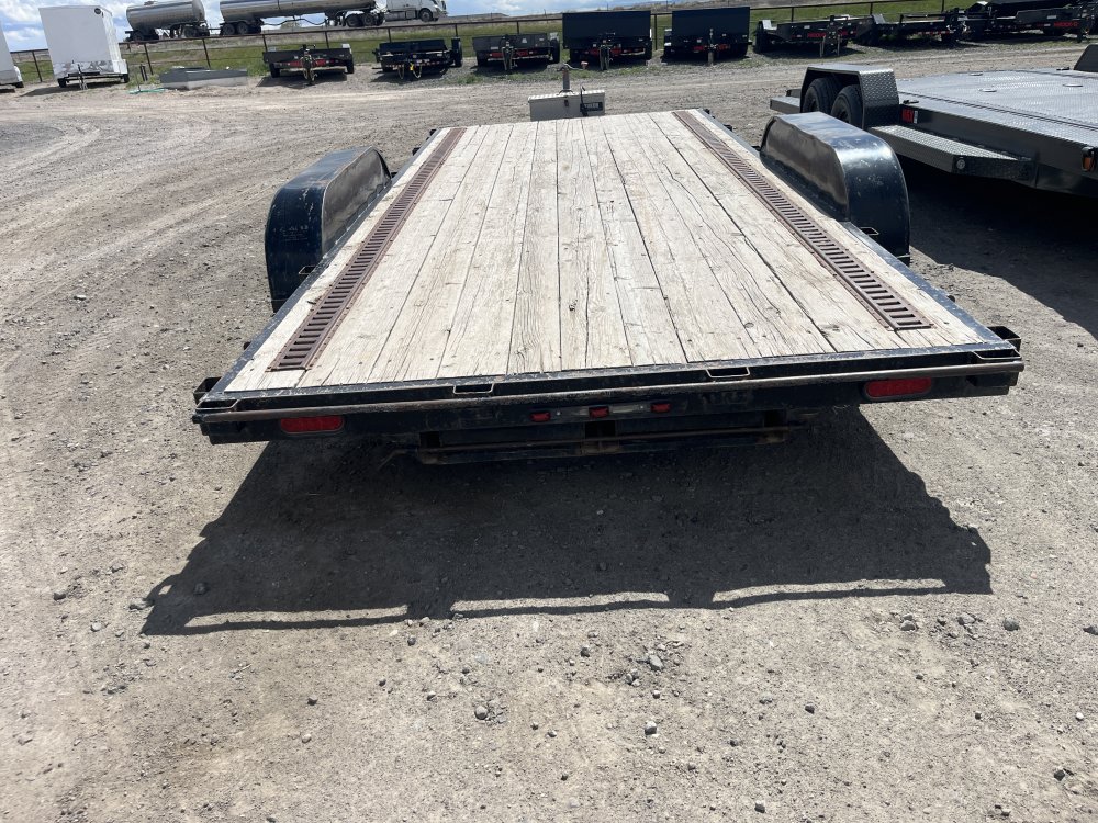 2002 C&B Trailers 80"x16' Car/Racing Trailer