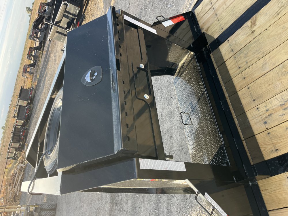 2026 Maxx-D Trailers 102"x32' Gooseneck Trailer
