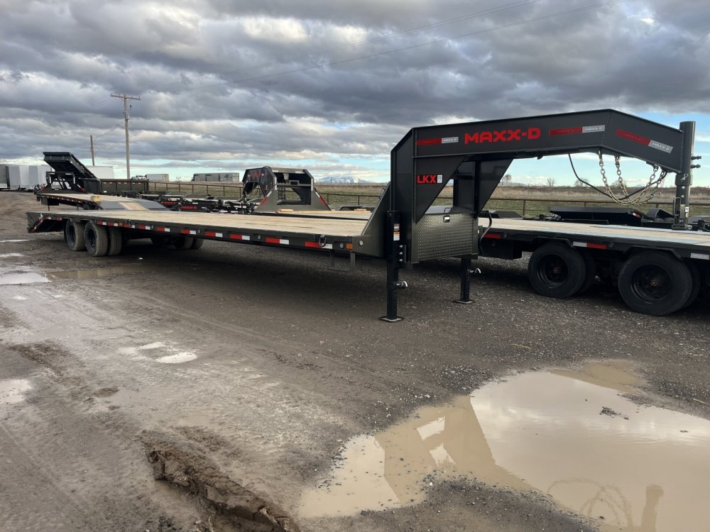 2027 Maxx-D 102"x40' Gooseneck Trailer
