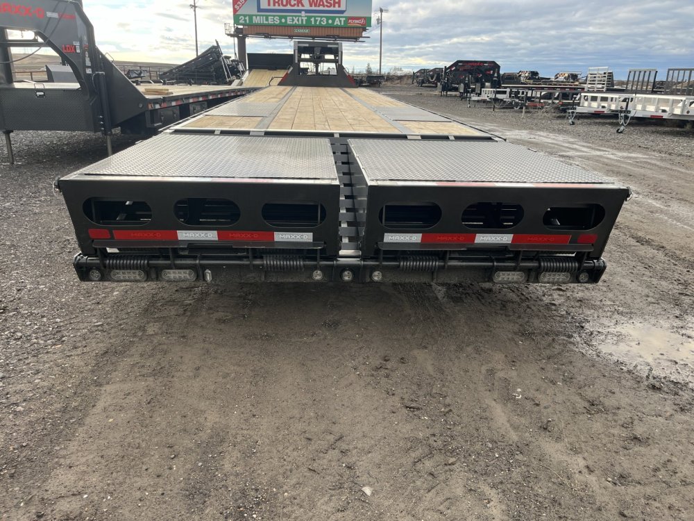 2027 Maxx-D 102"x40' Gooseneck Trailer