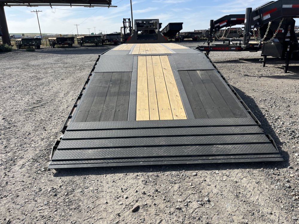 2026 Maxx-D 102"x36' Gooseneck Trailer