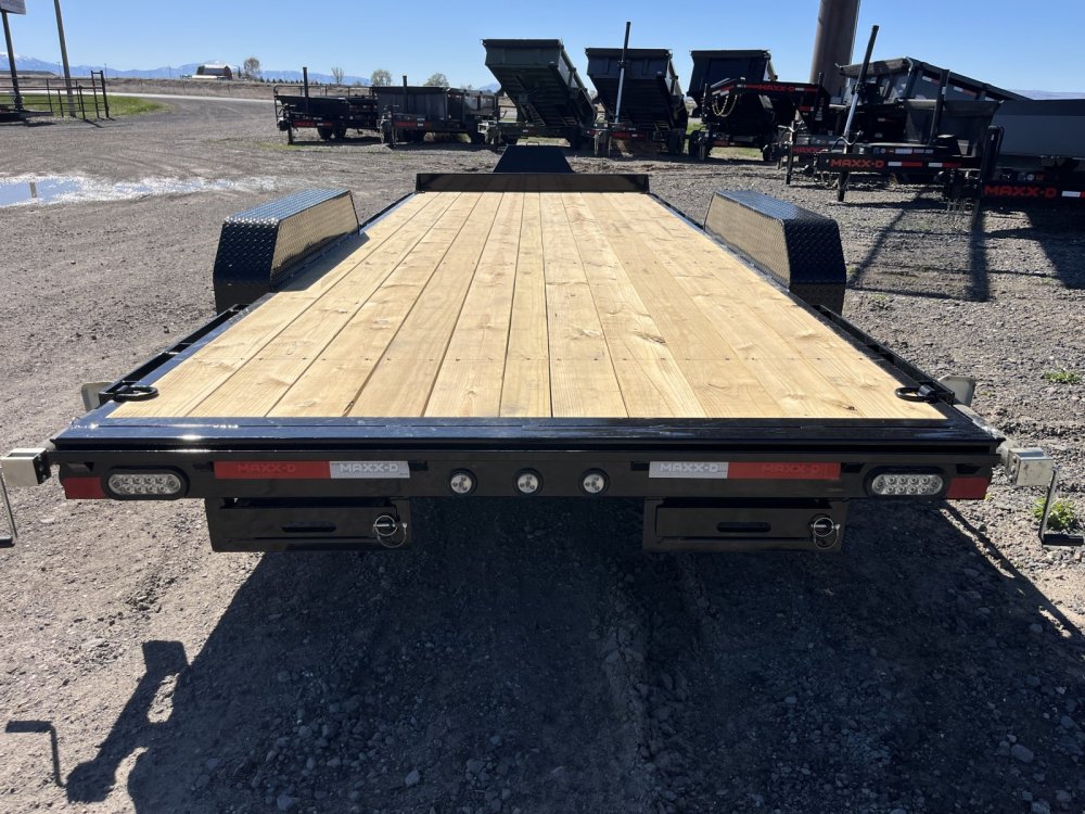 2026 Maxx-D 83"x18' Car/Racing Trailer