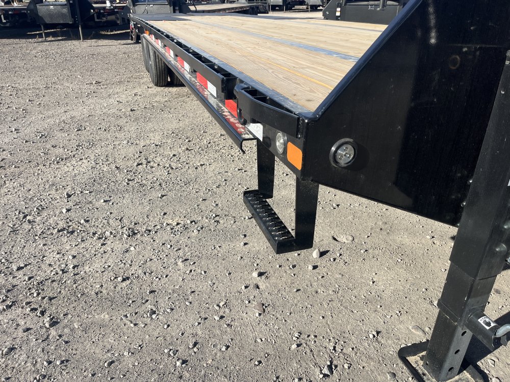 2027 Maxx-D 102"x30' Gooseneck Trailer