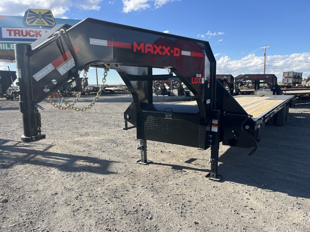2027 Maxx-D 102"x30' Gooseneck Trailer