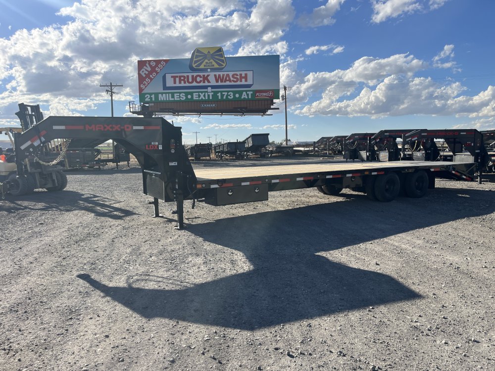 2027 Maxx-D 102"x30' Gooseneck Trailer
