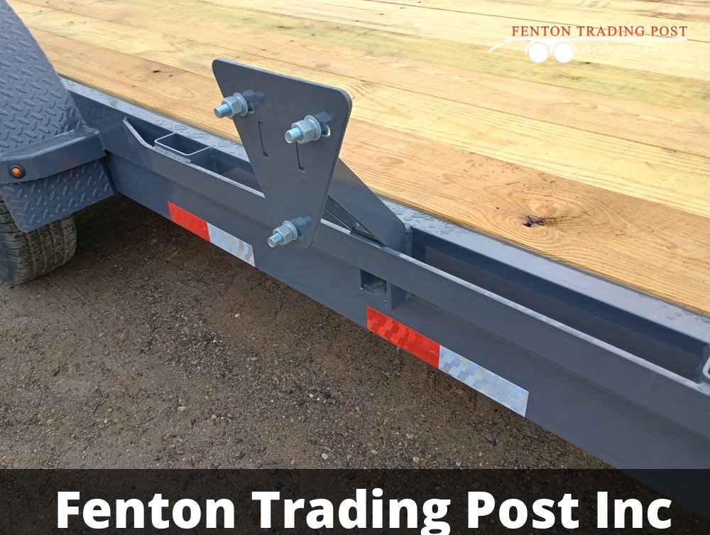 Lamar CC832025 - 7x20 10K Flatbed Car Hauler