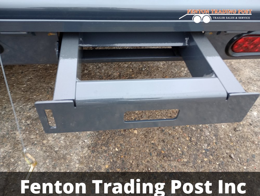 Lamar CE831823 - 7x18 7K Flatbed Car Hauler