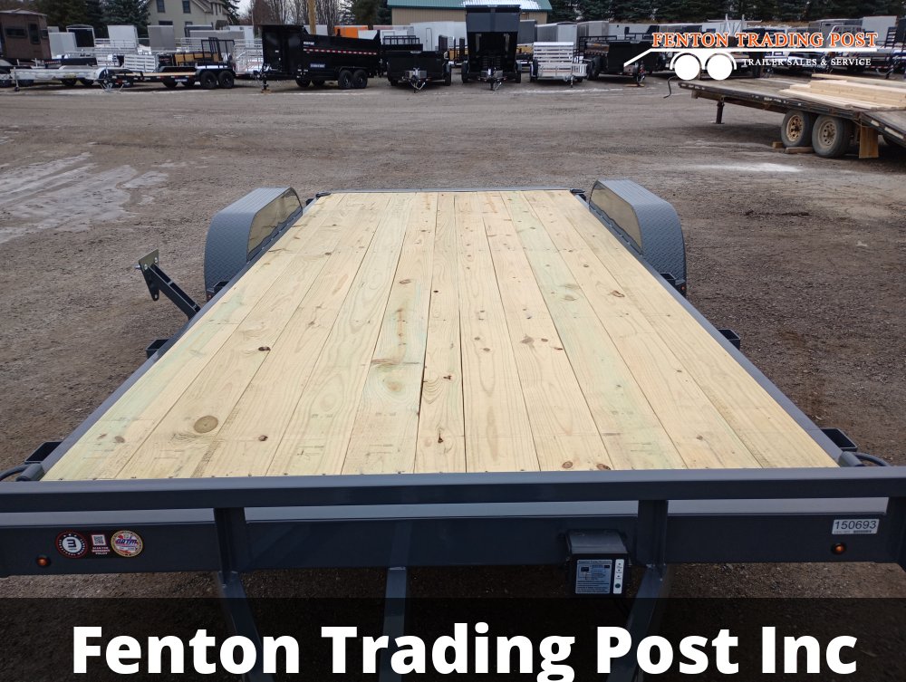 Lamar CE831823 - 7x18 7K Flatbed Car Hauler