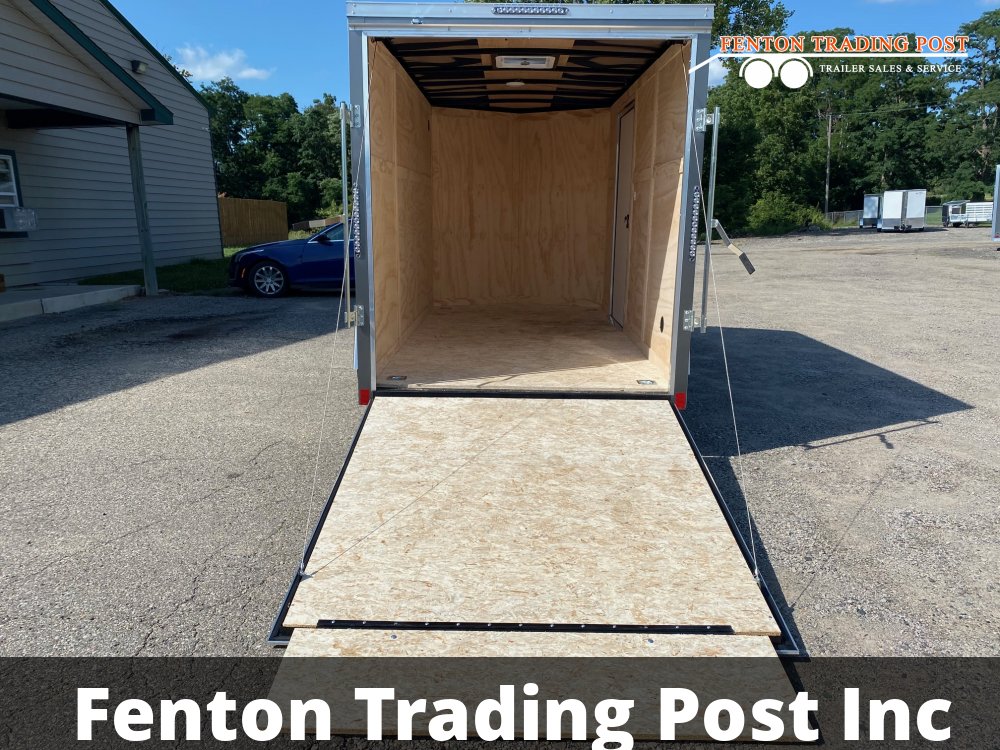 Darkhorse DHW6X12SA30 - 1500 Series Enclosed Cargo
