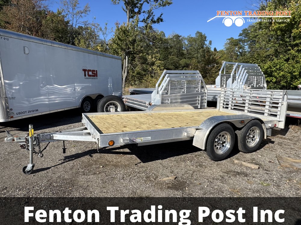 Used R & R UT614 Flatbed Car Hauler - Aluminum
