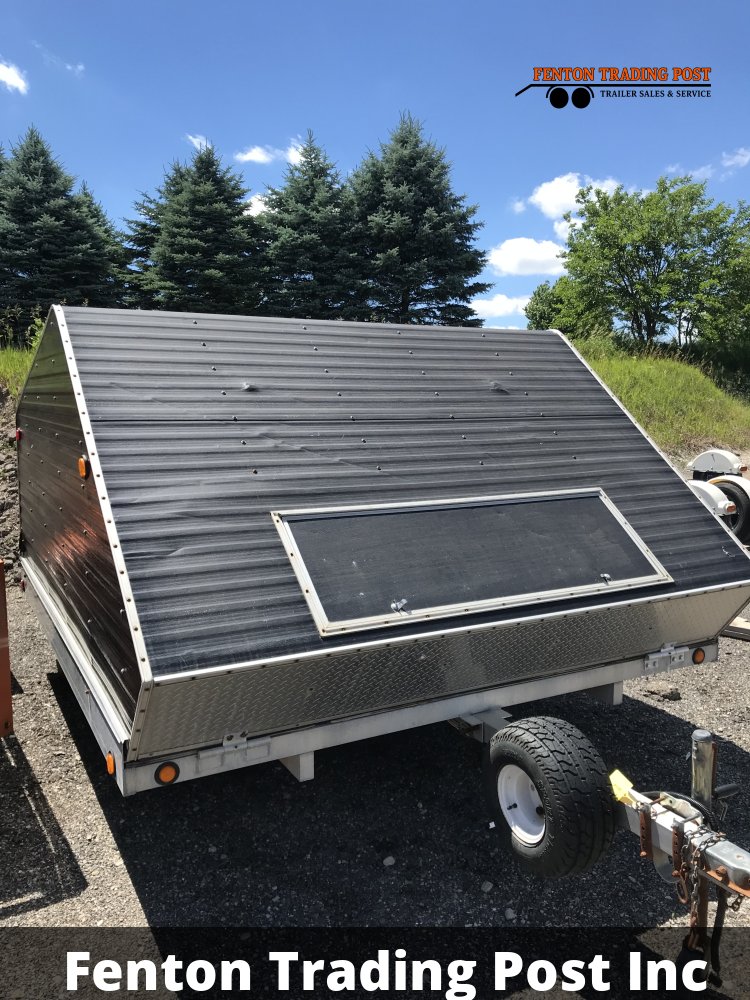 R & R 8.5x10 Tilt Snowmobile