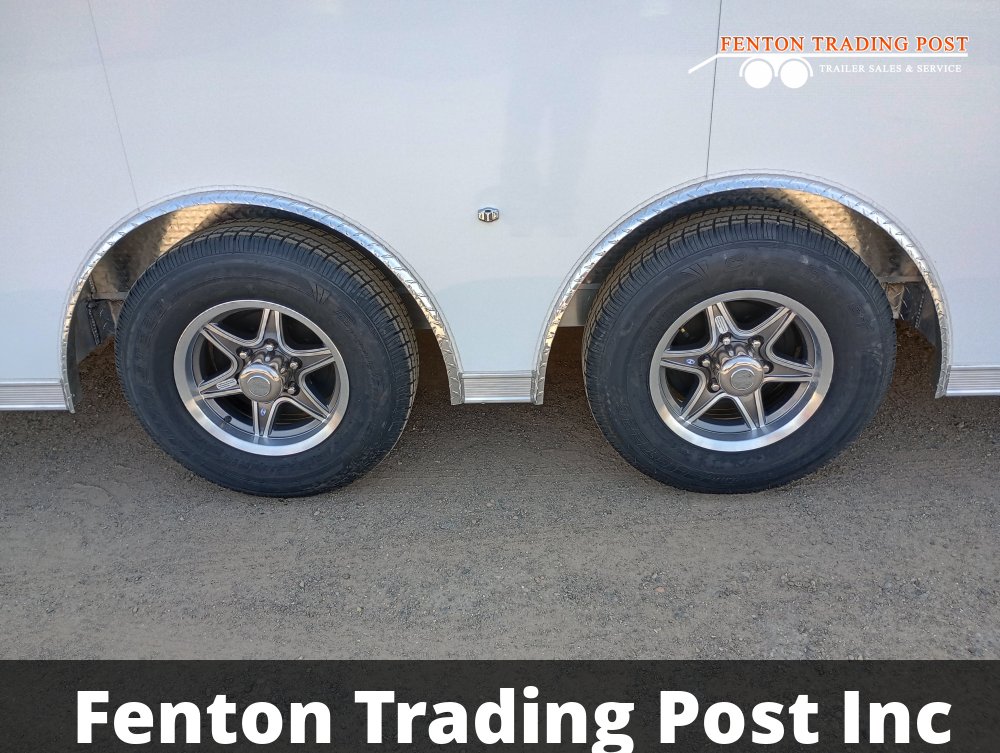 Legend 8.5x24 10K Trailmaster Race - 8.5X24TMRTA52 Enclosed Car Hauler