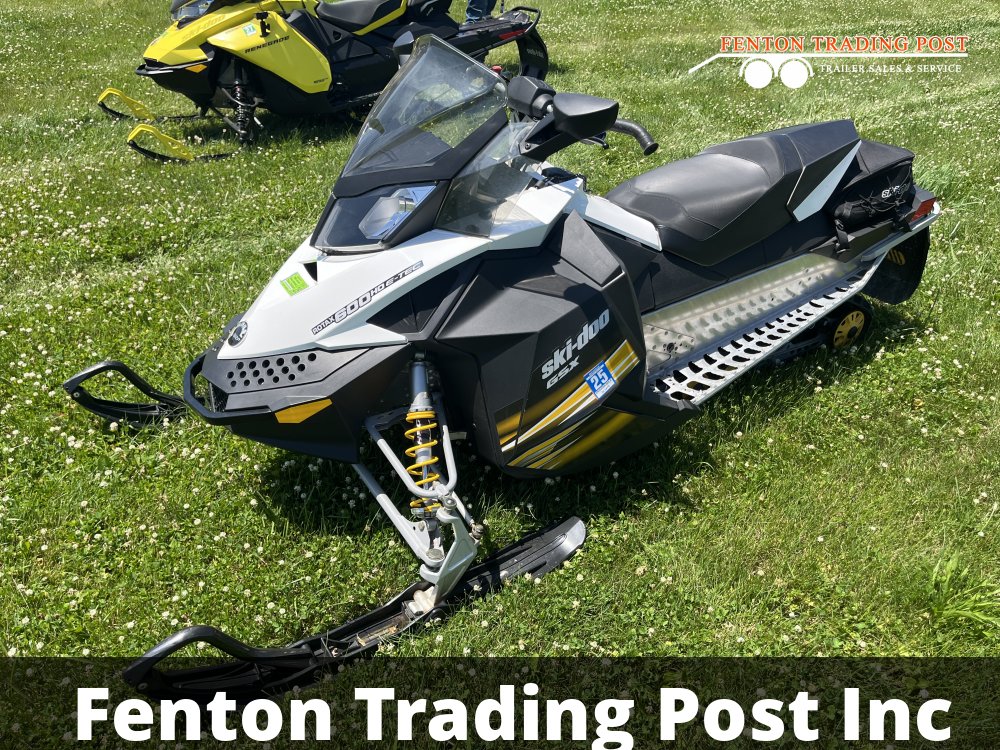 Used 2011 SKIDOO GSX 600 Snowmobiles