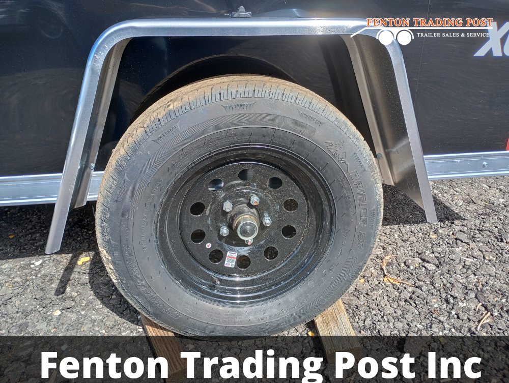 Cargo Express 5x10 EX DLX Flat Top V-Nose Enclosed Cargo